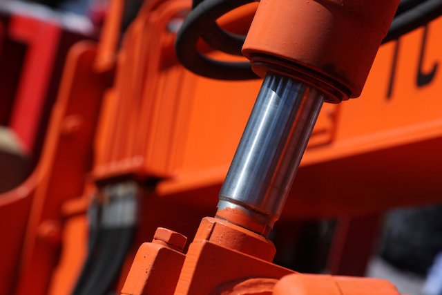 What Are The Three Types of Control Valves Used In Hydraulic Systems?